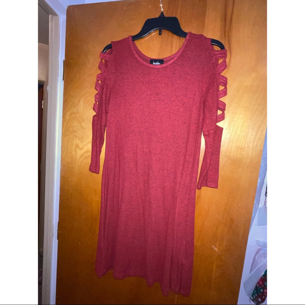 Deep red cut out sleeve Midi dress